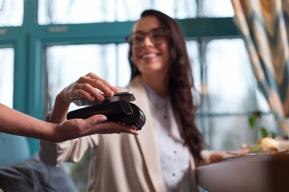 JCB und Keychain implementieren Offline-Zahlungen per NFC